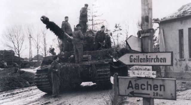Tiger de la S. Pz. Kompanie Hummel cerca de Geilenkirchen. Octubre de 1944