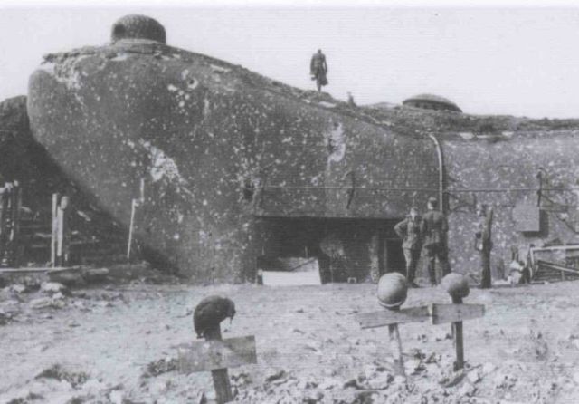 Bloque 2 de Fort La Ferté después de su captura por la 71ª Div. de Infantería alemana