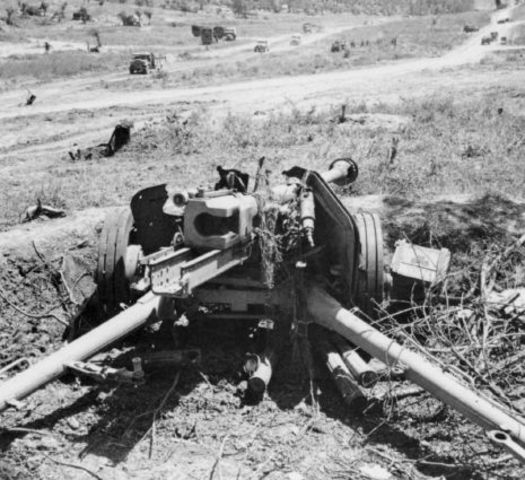 Antitanque alemán de 50mm puesto fuera de combate en el Valle del Liri