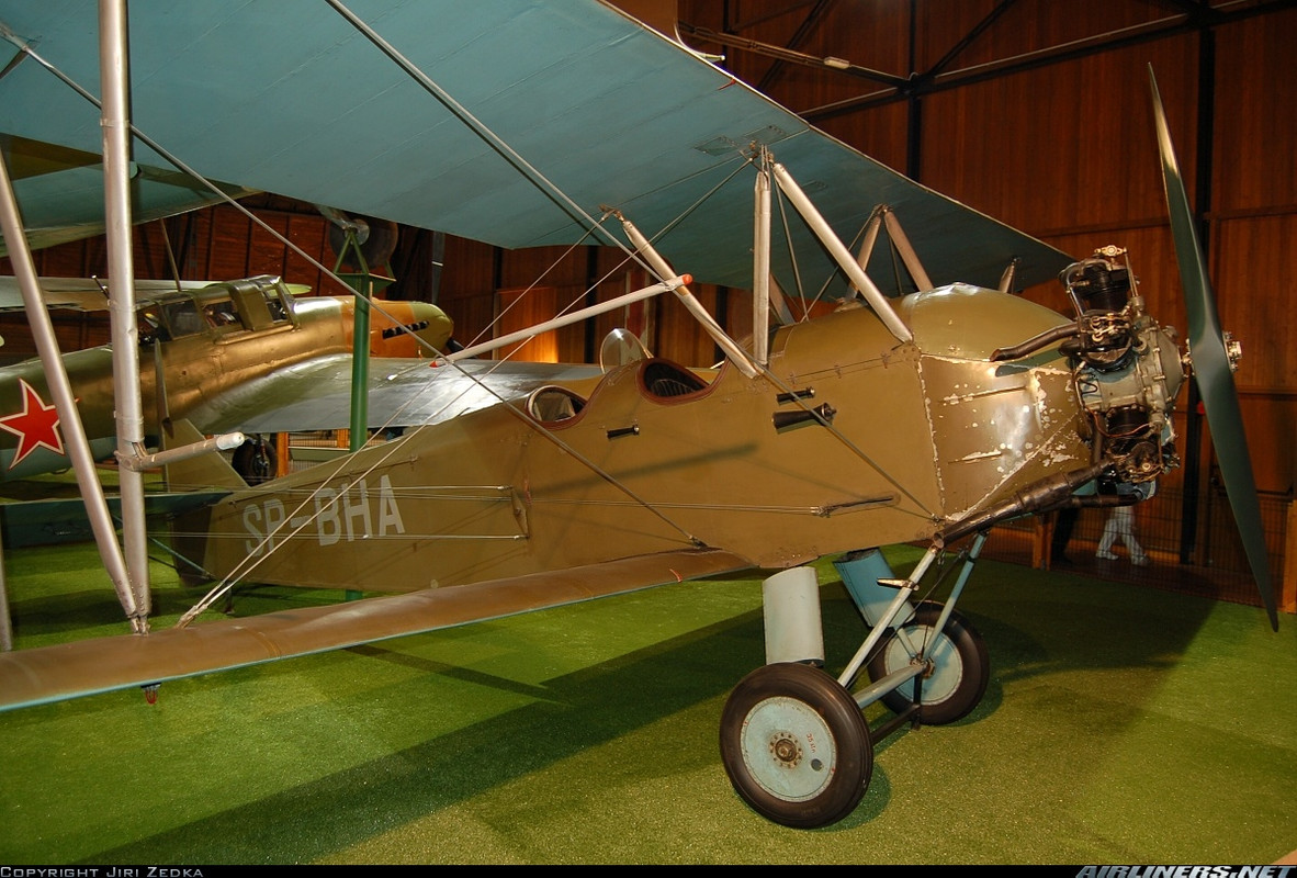 Polikarpov Po-2 está en exhibición en el Letecké Muzeum Kbely, Praga