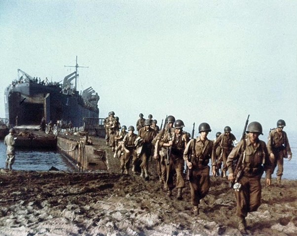 Desembarco de tropas estadounidenses en el golfo de Paestum. 9 de septiembre de 1943