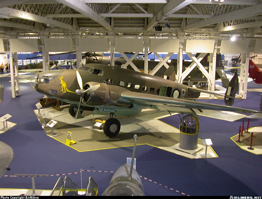 Lockheed Hudson IIIA con número de Serie A16-199. Conservado en el Royal Air Force Museum en Cosford, Inglaterra