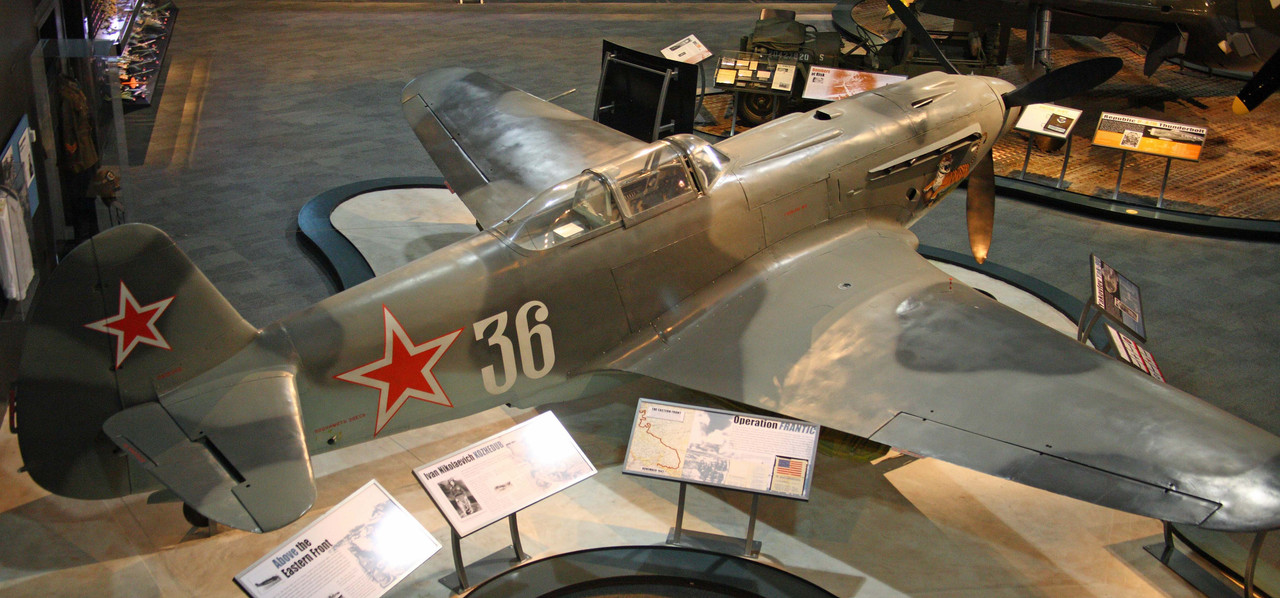 Yakovlev Yak-9 está en exhibición en el The Museum of Flight, Seattle, WA
