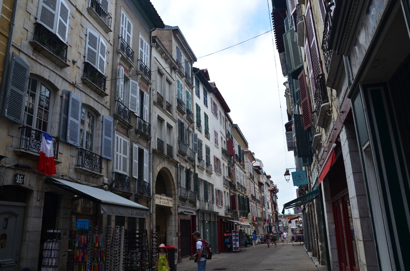 BAYONA-10-7-2016 - Francia y sus pueblos-2016/2022 (13)