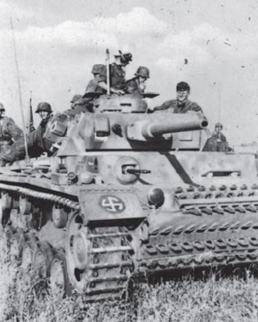 Panzer III de la 5ª SS Panzer Division Wiking durante el avance hacia el Cáucaso. Verano-otoño de 1942